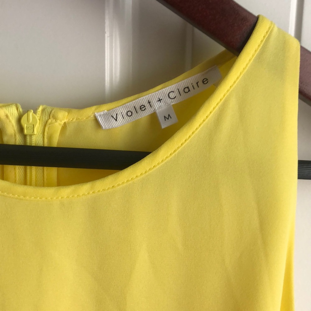 Violet + Claire Top Size M - Picture 3 of 3